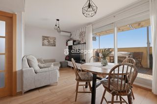 Duplex  Jose albi (poeta). En valencia