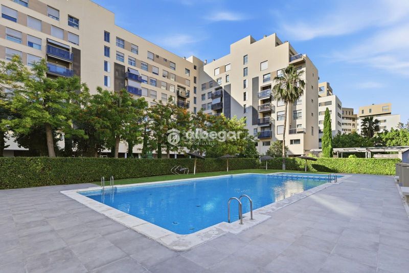 Foto 43be07e1-8732-4729-a882-691564159662. Dúplex amb calefacció aparcament piscina a Nou Benicalap Valencia