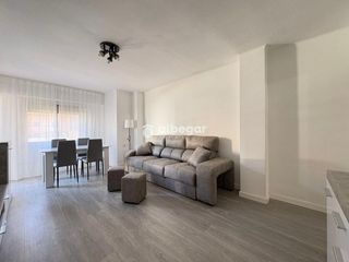 Miete Etagenwohnung  Alcala de chivert. Piso en alquiler en valencia, con 76 m2, 3 habitaciones y 1 baño