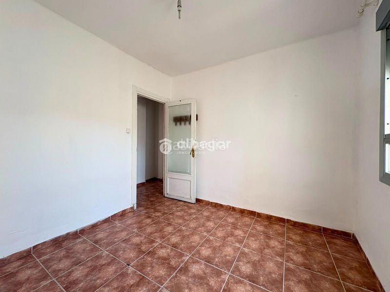 Foto b49076cc-dd44-4521-bd47-4003d46a69d6. Pis a Centro - Ambulatorio Paiporta
