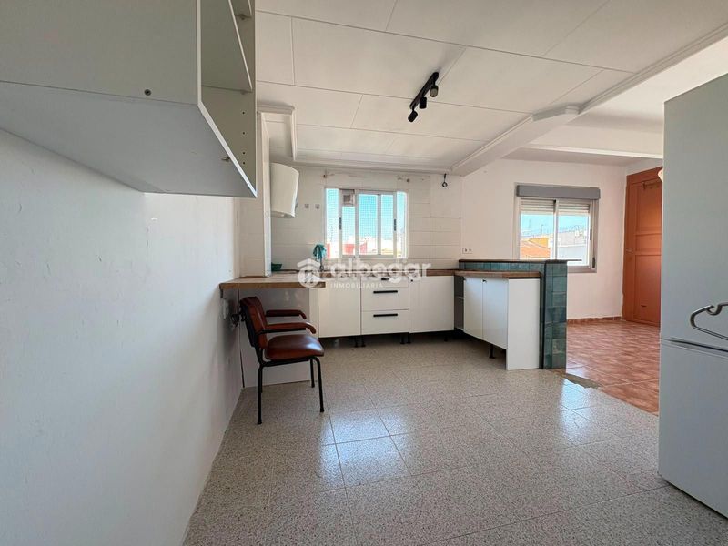 Foto f152ca81-7248-41ba-9351-cd4a7bd001f2. Pis a Centro - Ambulatorio Paiporta