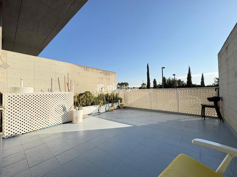 Foto ea5fdcf9-dbd2-4b53-926c-c00561d45808. Pis amb aparcament piscina a Vara de Quart Valencia