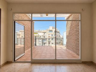 Àtic a Navarro Reverter