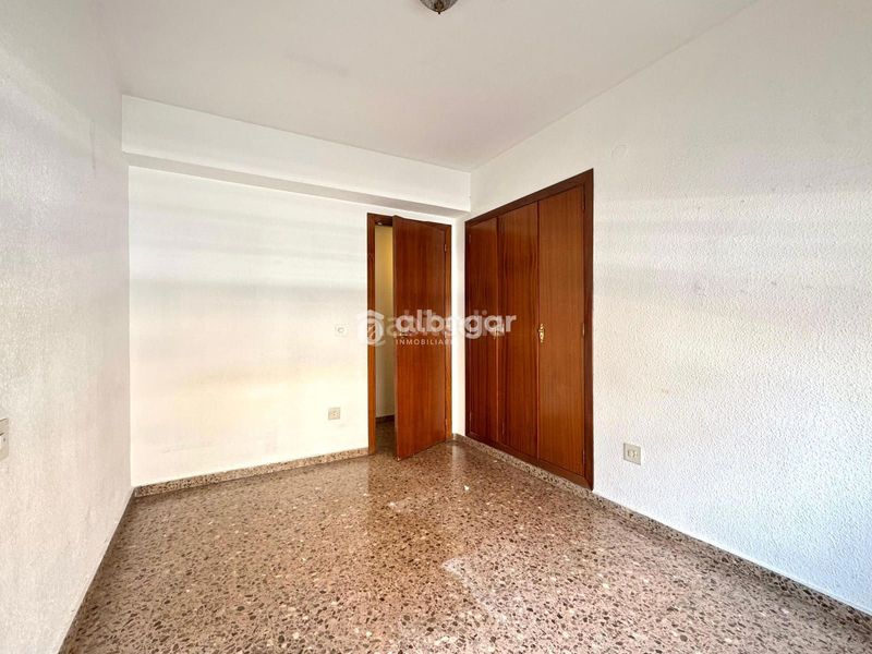 Foto b8f9a87b-6af1-418d-9691-ea60d12502e7. Pis a El Calvari Valencia