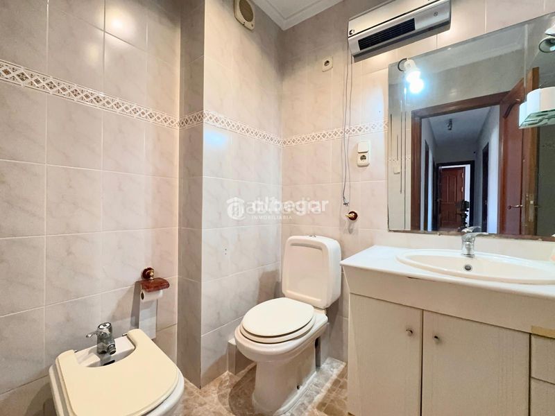 Foto bbff0205-a965-498a-b2d9-6763ffc1be7a. Pis a Les Tendetes - Avenida Burjassot Valencia