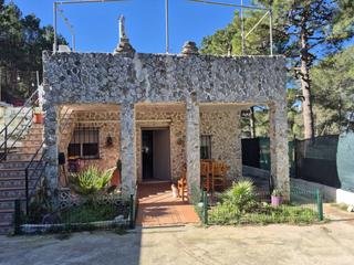 Xalet  Foies. Chalet en les foies, terrenos rustico casa urbana, tiene luz cor