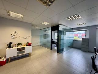 Miete Büro  Carrossers. Oficina en alquiler en polígono beneito