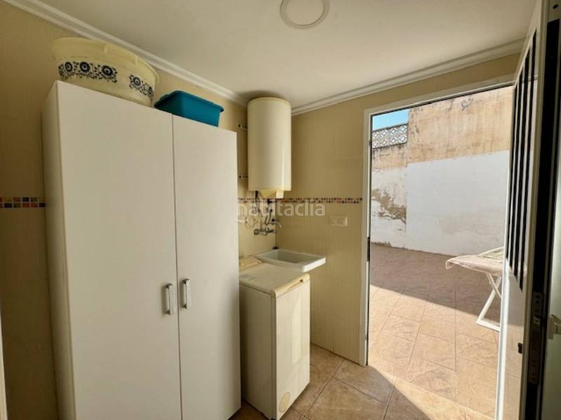 Foto d5b57646-7d07-48f2-86cb-124477b0bf1f. Alquiler piso planta baja en playa alquiler de larga duración en Oliva