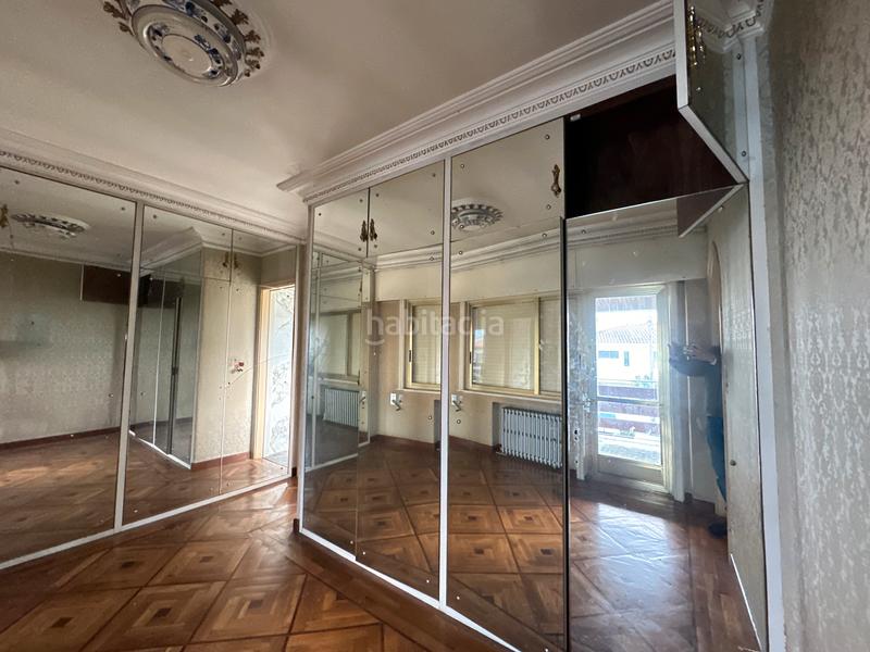 Foto 1569fc39-2d31-4149-89ae-3ad5345d003f. Xalet amb xemeneia calefacció aparcament a O Castro Vigo