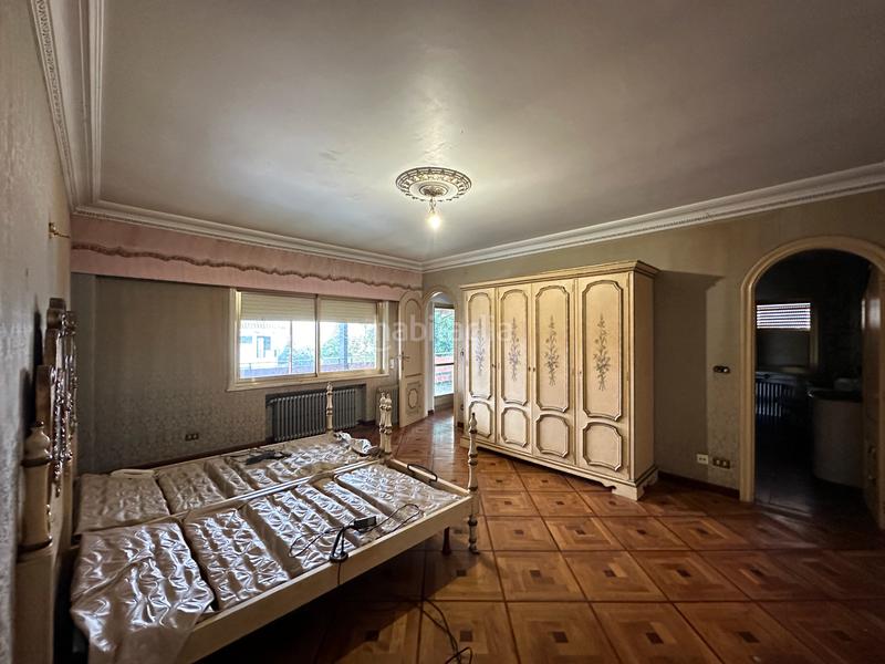 Foto 1ad6ff80-25be-4584-a1fb-7e982575dab8. Xalet amb xemeneia calefacció aparcament a O Castro Vigo