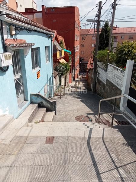 Foto fa2b2829-715e-4fe0-a664-68191dbf9e29. Casa in camiño castro castriño 14 in Coia Vigo