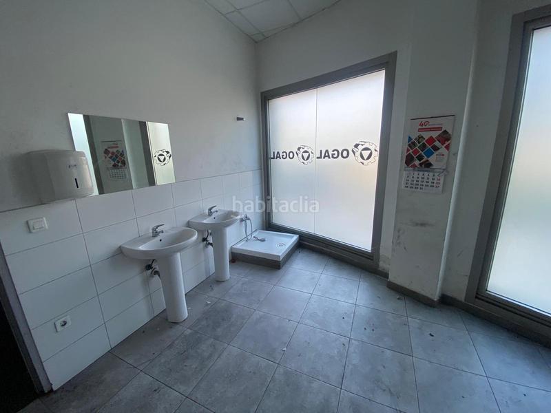 Foto cb789e7b-1a0e-42c0-b06f-712397bee651. Location bâtiment à usage industriel dans rúa c cìes 159 dans Porriño (O)