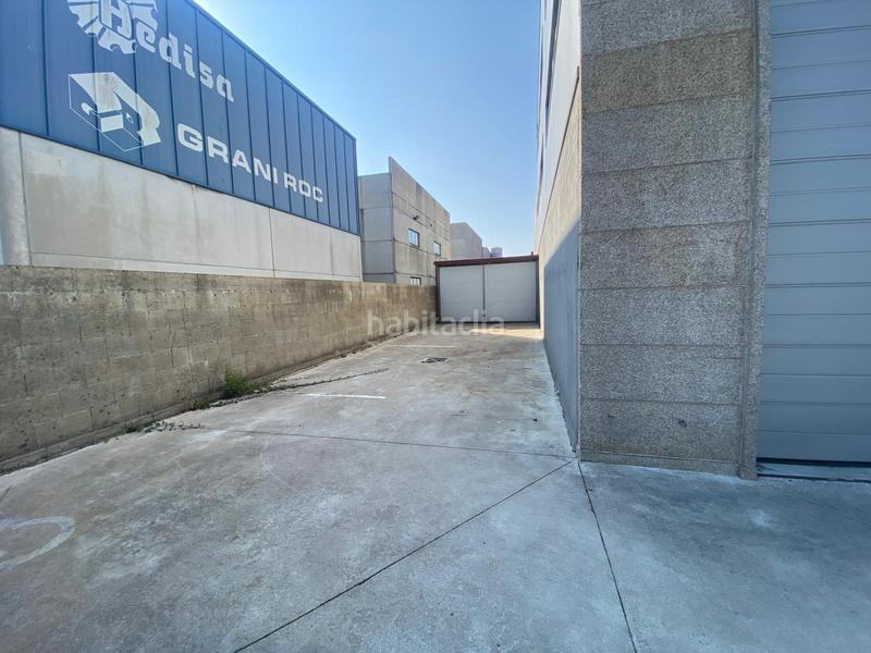 Foto 1b2292d4-e781-4e38-8b2d-98a76907d3c4. Capannone industriale in rúa c cìes 159 in Porriño (O)