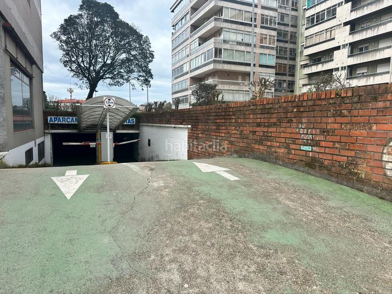 Foto e1fe6fae-4f02-4ecd-a481-3ca49c6bb29a. Parking coche en rúa padre feijóo 1 en Casablanca - Calvario Vigo