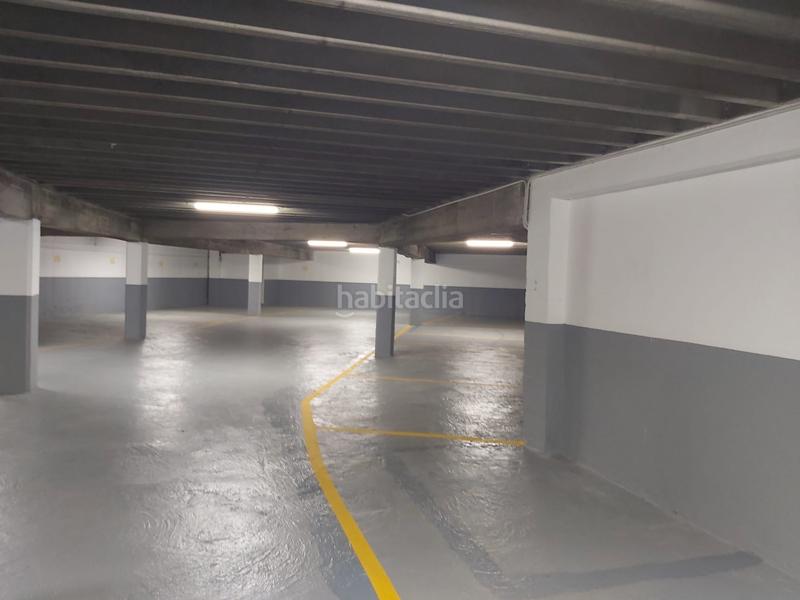 Foto 358b2fd5-11ff-49d5-9fd5-e8807c4c6db2. Parking voiture dans rúa padre feijóo 1 dans Casablanca - Calvario Vigo