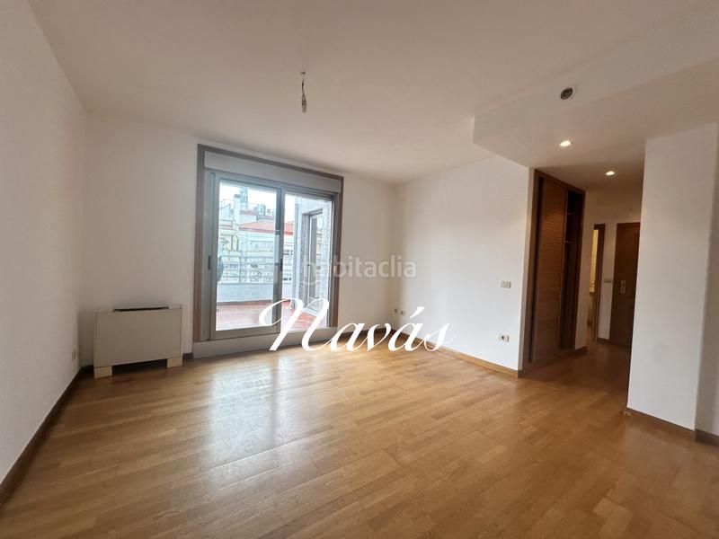 Foto 942b7a15-1cdf-4f2d-befe-2a5ed0a4fbce. Ático en rúa colón 17 en Centro - Areal Vigo