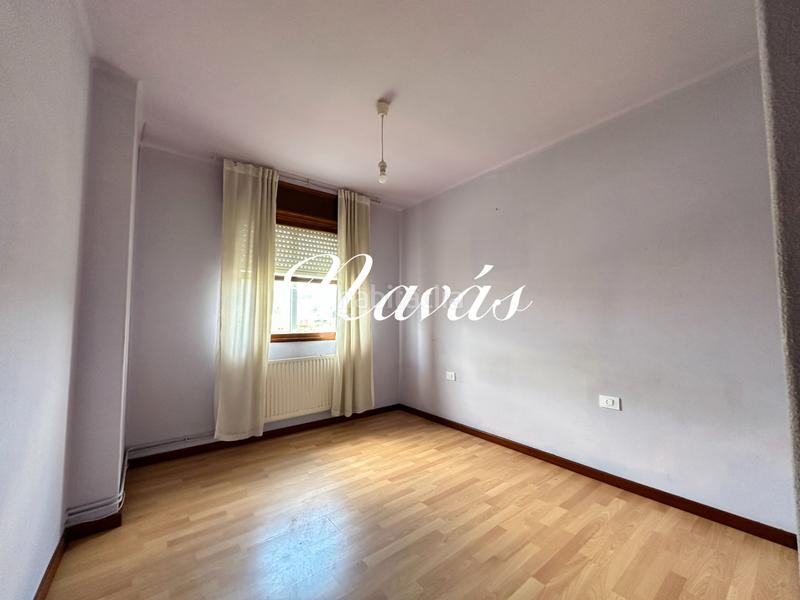 Foto 4df38e29-bd33-4ef6-8664-b7eb5cf9343c. Casa a camiño da brea 22 a Valadares - Beade Vigo
