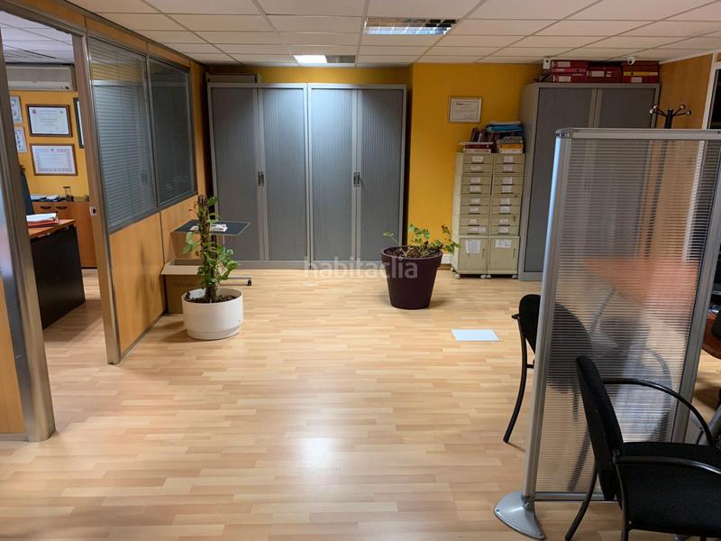 Foto 2168b551-747a-436c-b368-05e02cfdc5f7. Bureau dans avenida alcalde gregorio espino 52 dans Vigo