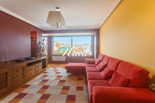 Pis en Avenida gran va 26. Vivienda reformada de alta calidad en gran va  vigo