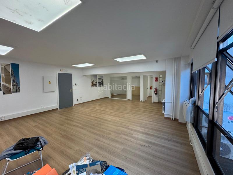 Foto 9639994b-4eaa-44cc-b2d7-e9c9c7de3f5b. Location bureau dans rúa do príncipe 43 dans Centro - Areal Vigo