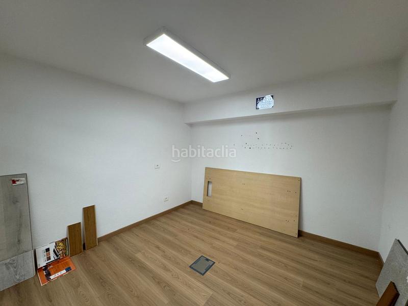 Foto c7717690-42ff-48c9-880b-4c0a90afe7a2. Rent office space in rúa do príncipe 43 in Centro - Areal Vigo