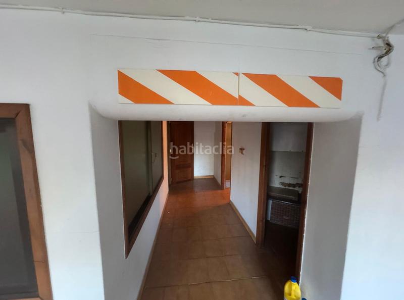 Foto 43975dab-3c6b-4e5f-9858-c7c77635de20. Rent business premise in rúa do areal 60 in Centro - Areal Vigo