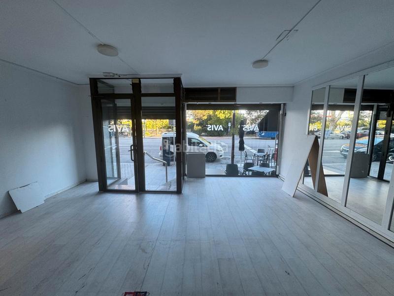 Foto f4cd449f-644b-4d8c-8cf0-b1e7253c04c1. Alquiler local comercial en rúa do areal 60 en Centro - Areal Vigo