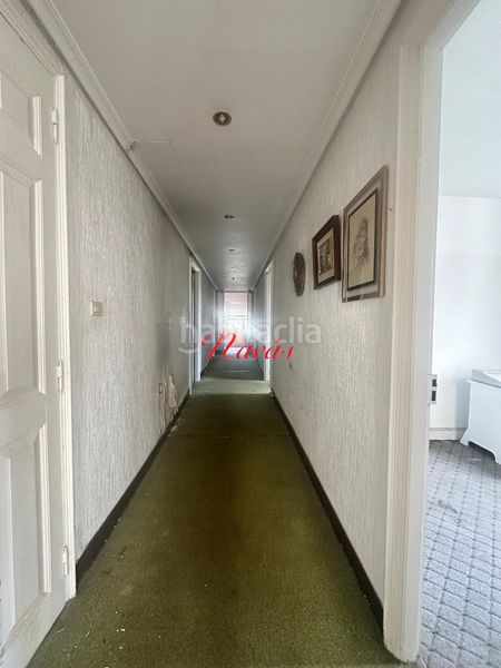 Foto bd33f10c-1ed2-42e8-8528-435ca859b3aa. Doppelhaus in avenida de compostela 31 in Carballiño (O)