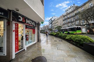 Umzug Geschäftsraum in Rúa colón 37