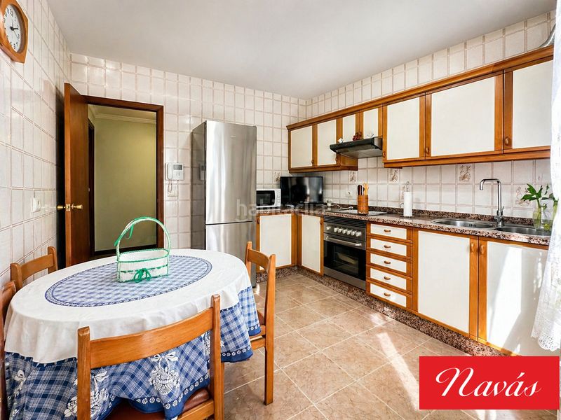 Foto a030823f-a803-48dc-aa5c-35957652e004. Pis amb calefacció aparcament a Ponteareas