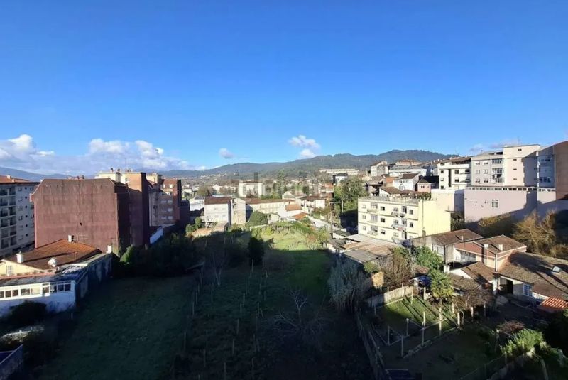 Foto cf7bfe03-33f3-4264-b559-f38daab5905a. Pis a calle la perillana 13 a Ponteareas