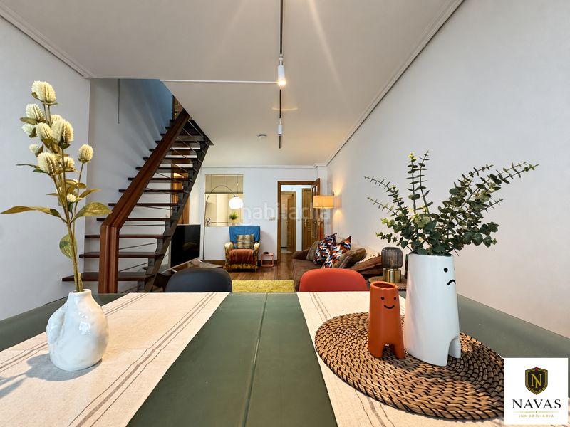Foto cc28e007-8cab-45a3-8480-00a9263887de. Duplex con riscaldamento in Alcabre Vigo