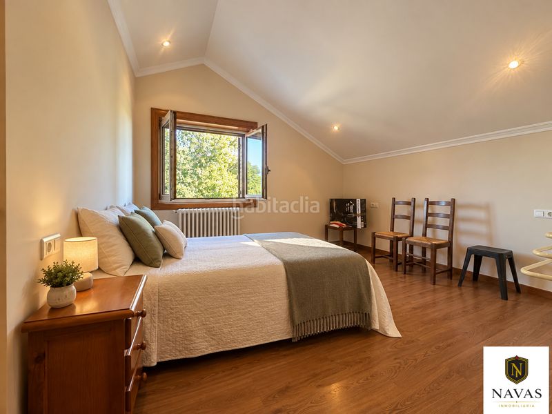 Foto a7b054d5-92b3-42e1-a80d-50689ce2908d. Casa a calle cruceiro 17 a Carballiño (O)