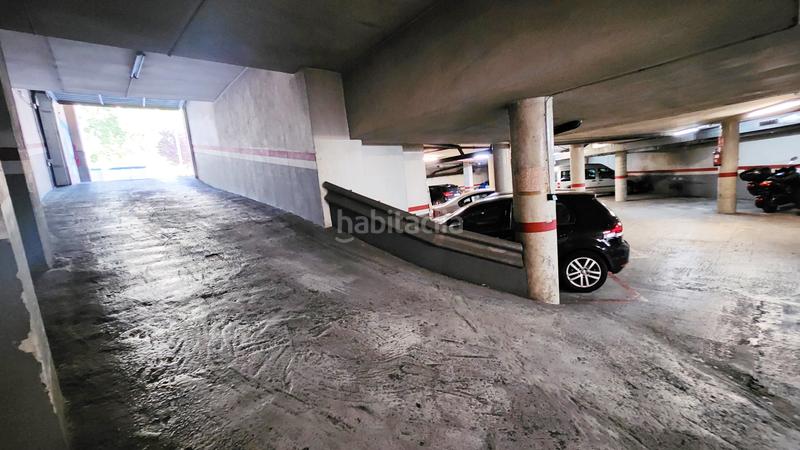 Foto a3dc76d9-c0e2-4c4e-80dd-62e71d766951. Parking coche plaza aparcamiento centro Horta en Horta Barcelona