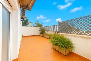 Àtic  Passeig de sant gervasi. Ático en la bonanova con terraza de 40 m2.