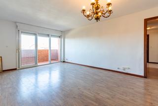 Appartement à Las Águilas. Globalpiso las aguilas vende piso en calle josé de cadalso, las