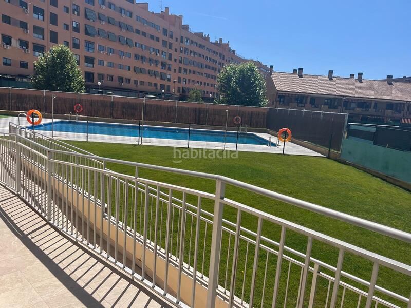 Foto aaae33c4-c60b-46ce-b182-488d74ac3413. Pis amb calefacció aparcament piscina a Parla este Parla