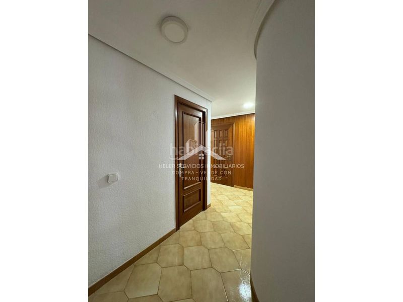 Foto b9d8eaa4-08d1-4491-9ec6-c9fece78fa6c. Pis a Onda