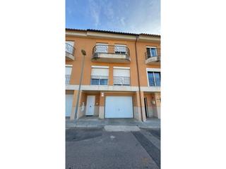 Maison jumelée à Cabanes. Casa adosada en venta en cabanes