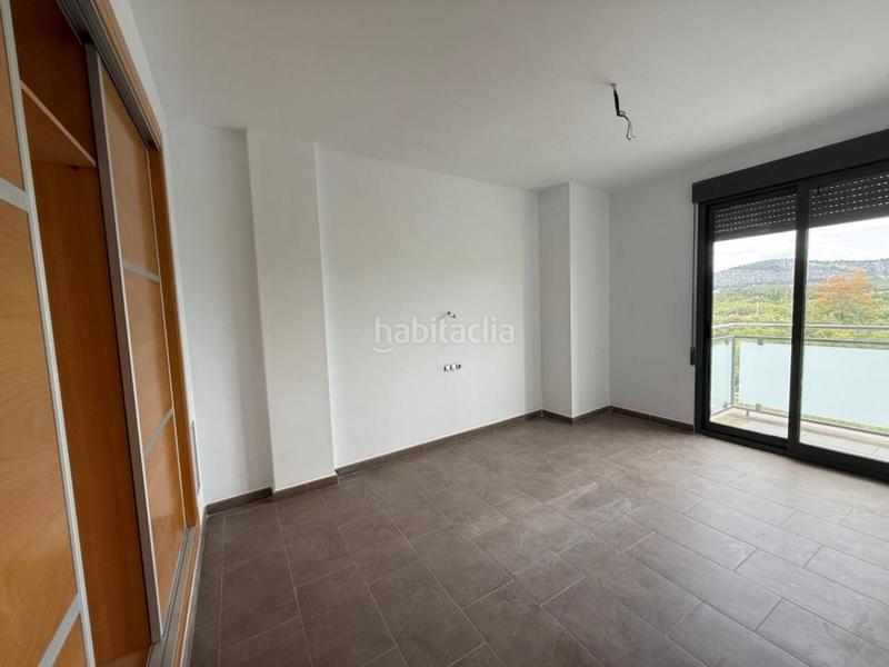 Foto 0c1eab08-20d5-4730-b1c9-4ea35c9244d9. House with parking in Onda