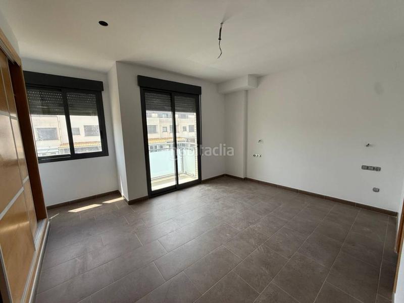 Foto 2c7568dc-ccda-4366-98ab-94b14761a722. House with parking in Onda