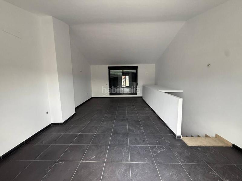 Foto 45916b77-1ae6-42df-b049-9c58410be4a5. House with parking in Onda