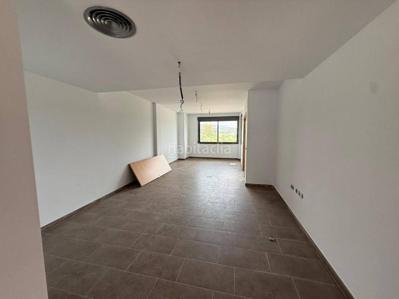 Foto db5f390e-2fa4-49d8-bb74-feb5bbf3d227. House with parking in Onda