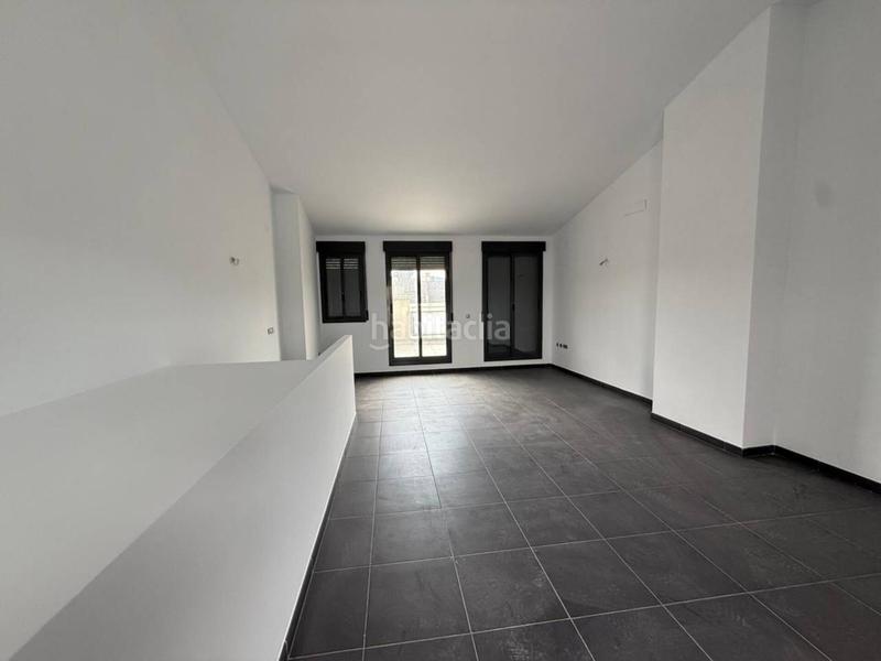 Foto fcac63ce-b53f-4966-ba86-4539ec7a6f4c. House with parking in Onda