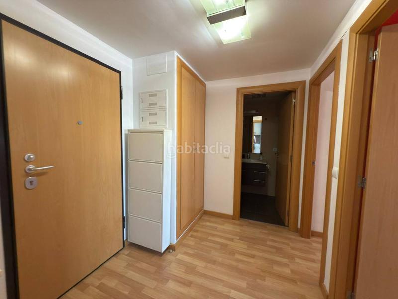 Foto f5a79d35-c9ea-41fa-81a5-a57371165407. Pis amb aparcament a El Pilar Villarreal / Vila - real