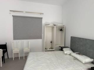 Edifici  Apeadero. Hostal en pleno funcionamiento