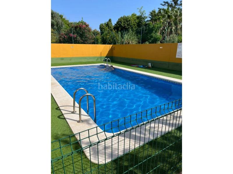 Foto 124ff754-9929-4dec-a271-9f9876b7f3a9. Reihenhaus mit parking pool in Playa-Ben Afeli Almazora / Almassora