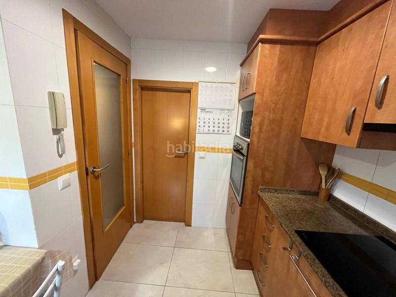 Foto 2f603086-5356-4cfd-adff-a4fc684c5ca2. Reihenhaus mit parking pool in Playa-Ben Afeli Almazora / Almassora