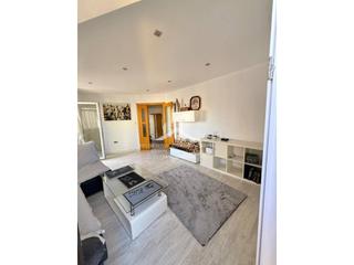 Appartement  Poeta mistral. Piso reformado todo exterior en zona tranquila de  castelló de l