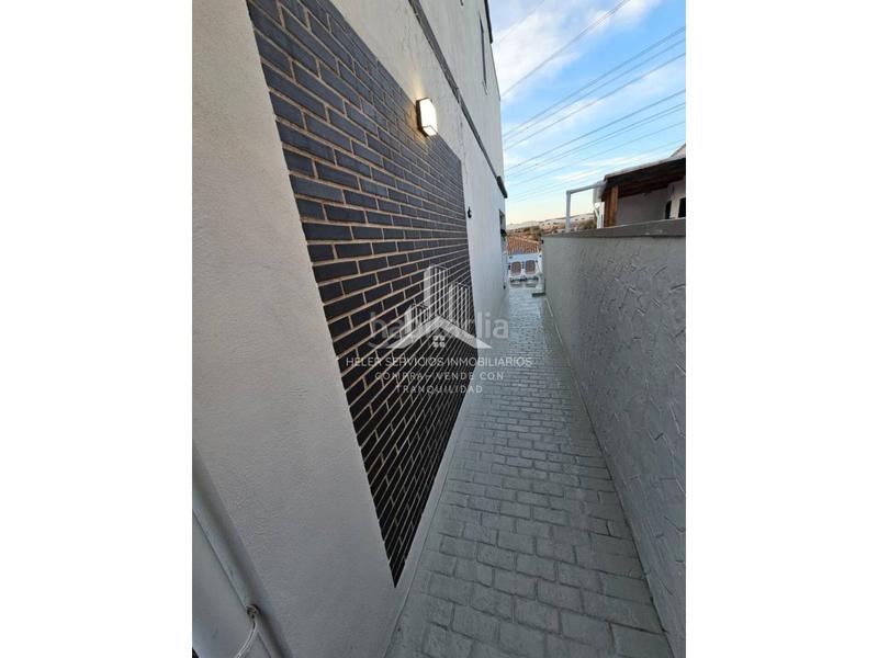 Foto e9b1dc77-caf1-4180-9d8a-0669e36f191f. Chalet la villa de tus sueños te espera! lujo, doble altura y piscina privada en almazora en Almazora / Almassora